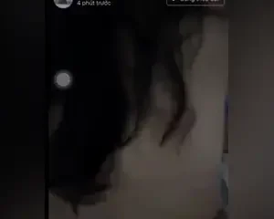 Clip sex em Ngân Dâu đụ nhau rồi đăng lên story facebook khoe chiến tích