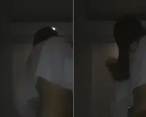 Em bảo thích chơi mạnh bạo vậy là chiều em dập cho bé không kịp thở