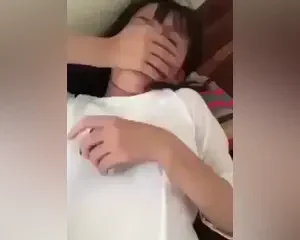 Sang thăm bạn mà bạn mặc đồ chill quá làm liều địt luôn cả bạn